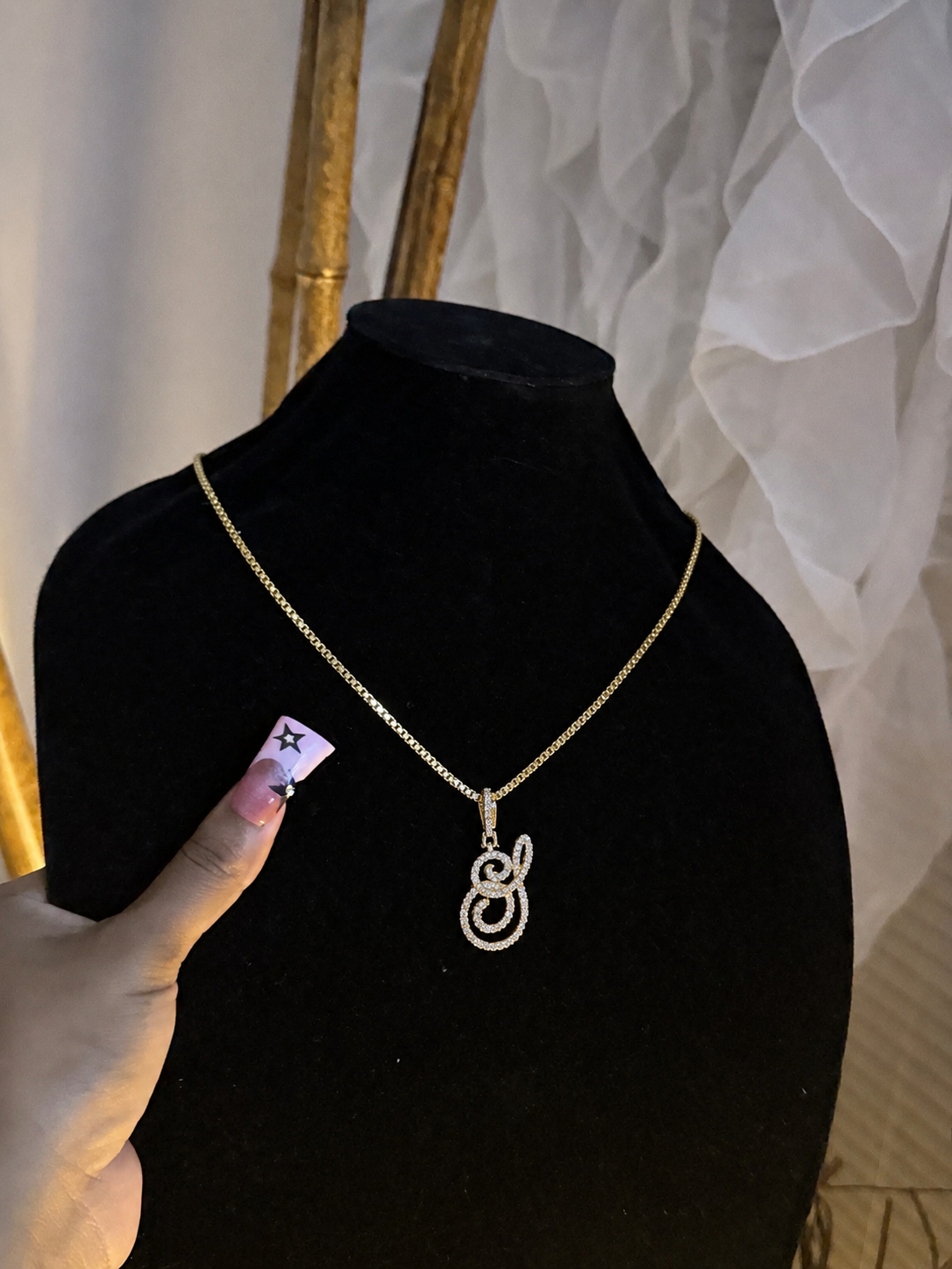 INITIAL NECKLACE